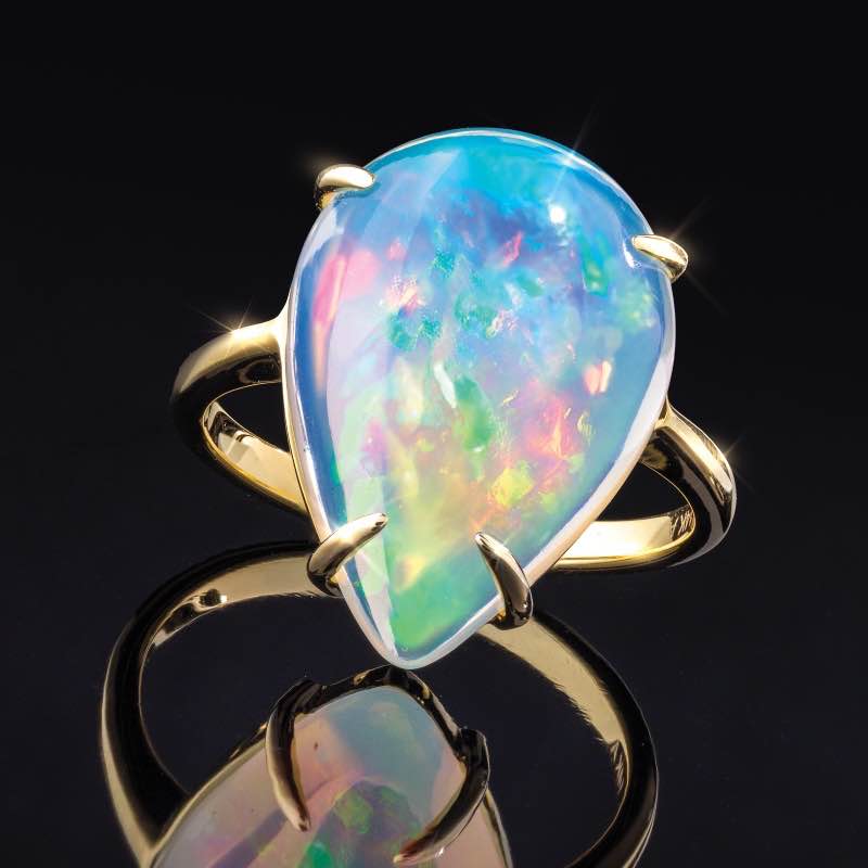 4k Yellow Gold Ethiopian White Opal Ring
